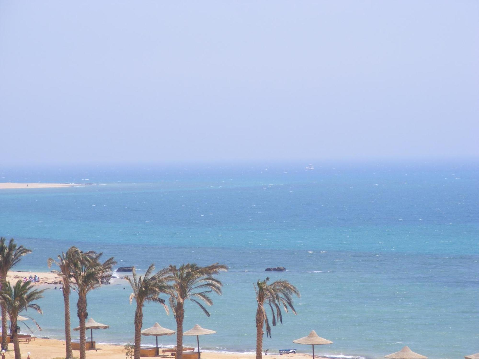 La Sirena Hotel & Resort - Families Only Ain Sukhna Extérieur photo