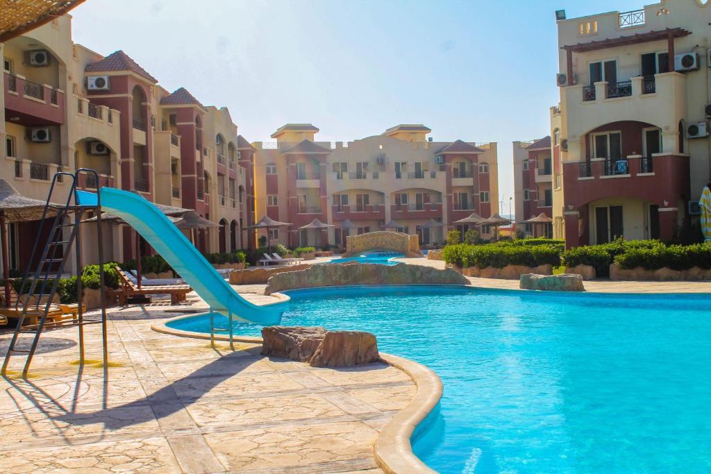 La Sirena Hotel & Resort - Families Only Ain Sukhna Extérieur photo