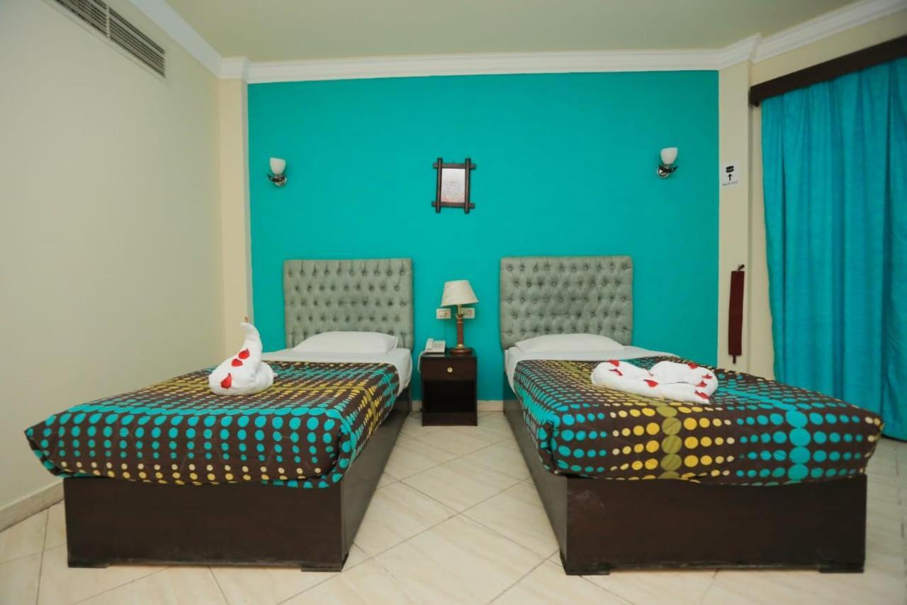 La Sirena Hotel & Resort - Families Only Ain Sukhna Extérieur photo